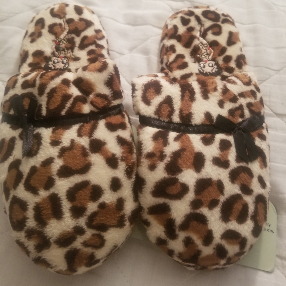 Betty boop  Cheetah print slippers